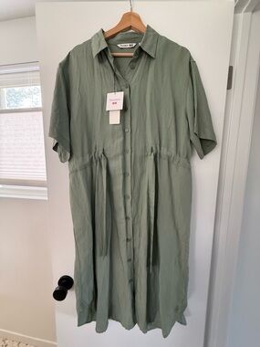 Uniqlo JW Anderson Sage Green Short Sleeve Linen-Blend Shirt Dress